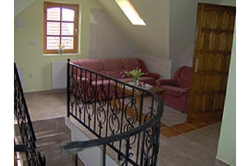 Ungaria Privát Tihany, Exteriorul